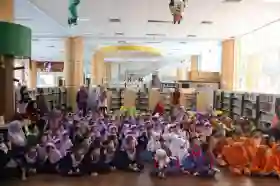 Perpustakaan Soeman Hs Dorong Budaya Literasi Sejak Dini Lewat Kunjungan Sekolah