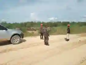 Pelda Benriyadi Patroli Karhutla di Kampung Lubuk Umbut, Pastikan Wilayah Aman dari Kebakaran Lahan