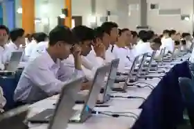7 Sekolah Kedinasan yang Lulusannya Berpeluang Langsung Diangkat Jadi CPNS