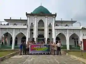 Danramil 04/Perawang Pimpin Karya Bakti TNI Zero Waste di Masjid Nurul Yaqin
