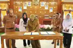 Bupati Siak Kumpulkan Yayasan, Mitra dan SPPG Kawal Program MBG