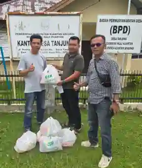 PT TAL Bagikan 300 Paket Sembako untuk Masyarakat Sekitar Operasional