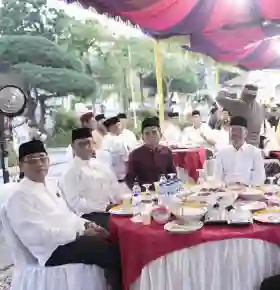 Ketua DPRD Maston Menghadiri Buka Puasa Bersama Pemkab Rohil dan Anggota DPRD 