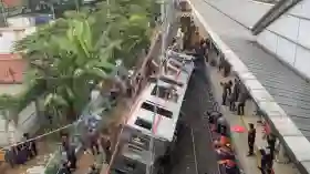 Penampakan Terkini Stasiun Bekasi Timur, Evakuasi Bangkai Gerbong KRL Masih Berlangsung