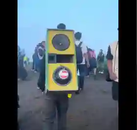 Viral! Pria Ini Naik Gunung Andong Bawa Sound System, Netizen: Emang Boleh?