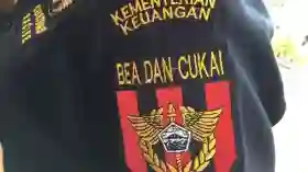 Dirjen Bea Cukai Djaka Budhi Terima 213 Ribu SGD dalam Kasus Dugaan Suap.