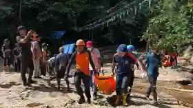 2 WN Austria Tewas Terjatuh dari Jembatan Gantung Air Terjun di NTT 