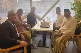 Wakil Walikota Pekanbaru Silaturahmi dengan Anggota Amirul Hajj di Mekkah