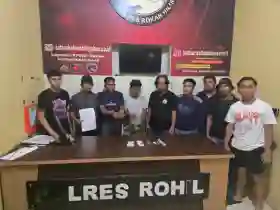 Sedang Asyik Nyabu, Dua Warga Sintong Diamankan Tim Gabungan Intel Korem dan Kodim 0321/Rohil
