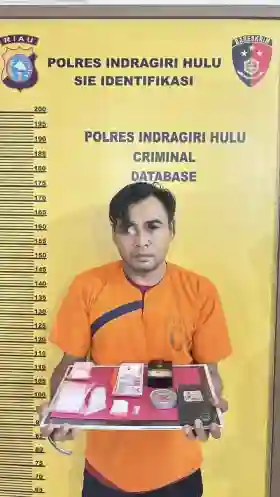 Pengedar Sabu di Kampung Besar Seberang Diciduk Satresnarkoba Polres Inhu, Sejumlah Barang Bukti Disita