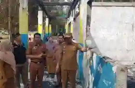 Bangunan SDN 011 Basira Terbakar, Pemkab Rohil Siapkan Opsi Rehabilitasi hingga Bangun Ulang