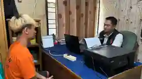 Pria di Pekanbaru Curi 25 Unit HP Senilai Rp 300 Juta, Uang Hasil Penjualan untuk Beli iPhone 17.
