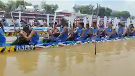 Undang Presiden Prabowo ke Pacu Jalur, Bupati Kuansing Ingin Sungai Kuantan Kembali Jernih.