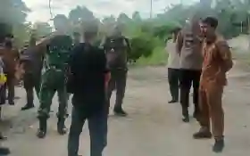 Satpol PP Dan Upika Tanah Putih Tutup Total Warung Remang-Remang Di Lokasi Simpang Mayat.