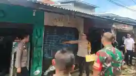 Diduga Jual Obat Keras Ilegal, Sejumlah Warung di Parung Bogor Disegel  