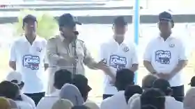 Hadiri Panen Raya Udang di Kebumen, Prabowo Kagum Satu Hektare Bisa Hasilkan 40 Ton