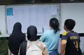 Tembus 80 Ribu Akun Aktif, Simak Rincian Data Persaingan Masuk Sekolah Negeri Riau