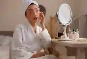 Skincare yang Harus Dihindari Perempuan di Usia 40 Tahunan