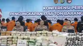 Polisi Bongkar 3 Klaster Kejahatan Besar, Libatkan WNA hingga Korporasi