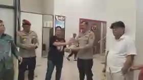 Aksi Simbolis 'Uang Receh' Jurnalis Riau Disambut Sikap Terbuka Kabid Humas Polda dan Berkomitmen Tingkatkan Sinergi