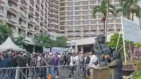 Hotel Sultan Dikuasai Negara, Proses Angkut Barang Dimulai Besok