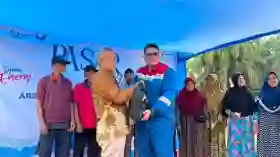 Senyum Syukur Warga Pematang Pudu dan Buluh Manis Sambut Paket Sembako Murah