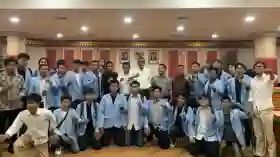 Bahas MGB hingga Koperasi Merah Putih, DPRD Riau Diskusi dengan Mahasiswa hingga Tengah Malam   