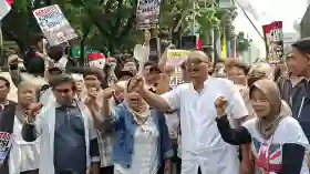 Aliansi Masyarakat Jakarta Gelar Aksi di Patung Kuda, Dukung MBG Dilanjutkan