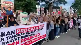 Lanjutkan MBG dan Tangkap Koruptor, Aksi Damai AMPPI di Pekanbaru 