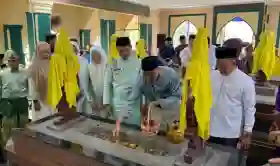 Hari Jadi ke-242 Pekanbaru, Walikota dan Jajaran Ziarah ke Makam Marhum Pekan