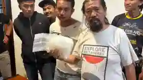 Pelaku Tabrak Mobil Polisi, Kronologi Penangkapan Kurir Narkoba Jenis Sabu Seberat 1 Kg di Jeneponto