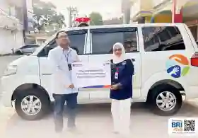 BRI Serahkan Bantuan Ambulans kepada Yayasan Profesional Afisi Sabri, Wujud Nyata Komitmen Sosial Lewat Program BRI Peduli