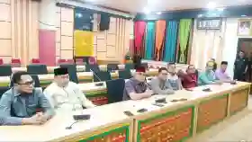 Pimpinan DPRD Riau Sampaikan Permintaan Maaf Usai Keributan Dua Anggota Fraksi Golkar