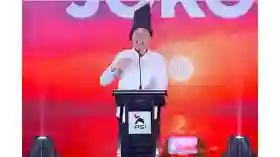 Kader Senior PDI P Riau Minta Kader Tak Terprovokasi Safari Politik Jokowi Bersama PSI 