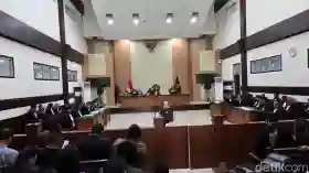 Jaksa di Sidang dr Tifa: Jokowi Alami Kerugian Imateriil dan Merasa Dihina 