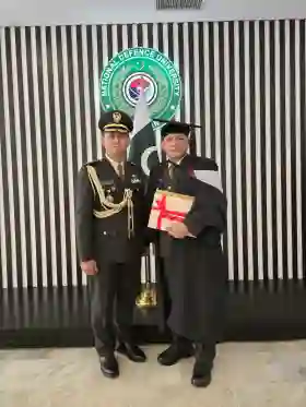 Harumkan Nama Bangsa, Perwira Korps Hukum TNI AD Raih Gelar Master dan Lulus Pendidikan Setingkat Lemhannas di Pakistan