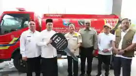 Kebut Pemulihan Pascabencana, Satgas PRR Serahkan Armada Tangki Air ke Pemkab Aceh Tengah