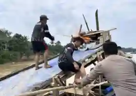Ekosistem Sungai Kuantan Terancam, Polisi Bongkar Paksa Rakit Tambang Emas Ilegal