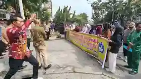  Disdik Riau Janji Tuntaskan Penugasan Guru PPPK Bulan Ini, Aksi Unjuk Rasa Berakhir Kondusif