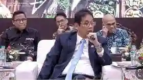 Aturan Baru Zakat, Pemerintah Bahas Potensi Pengurang Penghasilan Kena Pajak