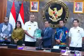 Paket Komplit, Bupati Inhu dan Jajaran Kunjungi Sejumlah Kementerian Demi Jemput Bola Pembangunan