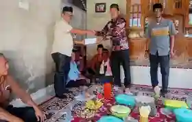  Panitia Pacu Jalur Rayon II Santuni Keluarga Anak Pacu yang Meninggal Dunia
