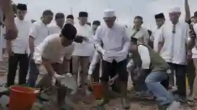 Peletakan Batu Pertama Masjid Al Kautsar, Panglima TNI Dorong Penguatan Nilai Keagamaan dan Kebersamaan Masyarakat 