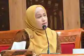 Raup Hampir 90 Ribu Suara, Dedikasi Karmila Sari Bawa Mandat Riau ke Senayan
