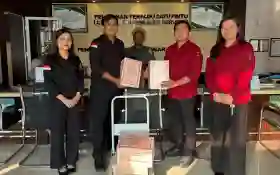  Kejari Pelalawan Limpahkan Enam Berkas Perkara Dugaan Korupsi Penyaluran Pupuk Subsidi ke Pengadilan Tipikor
