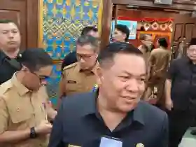 Pemprov Riau Kaji Anggaran Atasi Kemacetan Pusat Perbelanjaan Pekanbaru