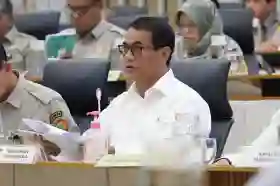 Amran Bongkar Ada Perusahaan Beras Raup Untung Tak Wajar Tembus Rp2 Triliun per Bulan