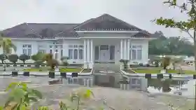KPK Periksa Ajudan, Sopir hingga Sepupu Suhardiman Amby, Terkait Dugaan Suap Jabatan dan Gratifikasi