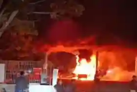  Api Berasal dari Sebuah Mobil, SPBU di Jalan Hangtuah Pekanbaru Hangus Terbakar