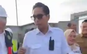 Warga Pakai Uang Pribadi Beli Lampu, Lurah Medan Malah Ucap 'Cie Curhat'